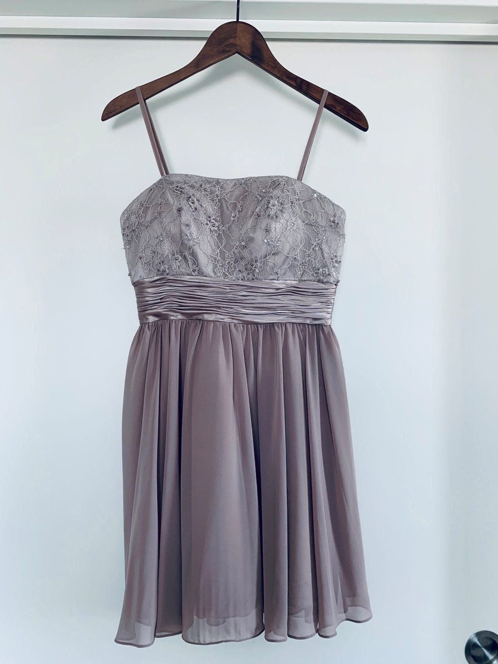 Vestiti: Cocktailkleid Laona – Usato da Lachen SZ venduto da Swanche77
