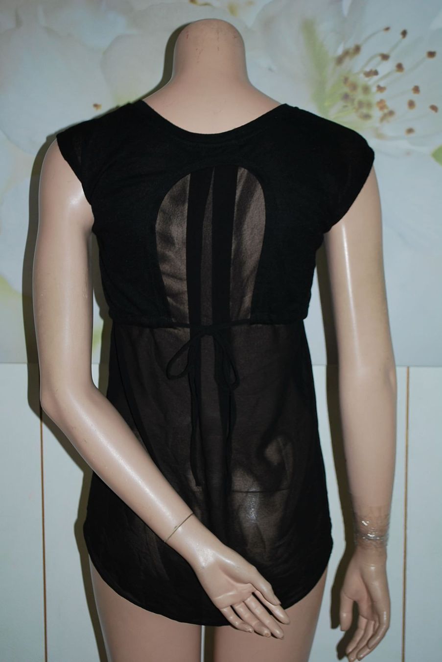 Top: Top SOUTH STORE    Taille/Grosse 34 CH – Usato da Cossonay-ville venduto da Super-Price-Quality 6
