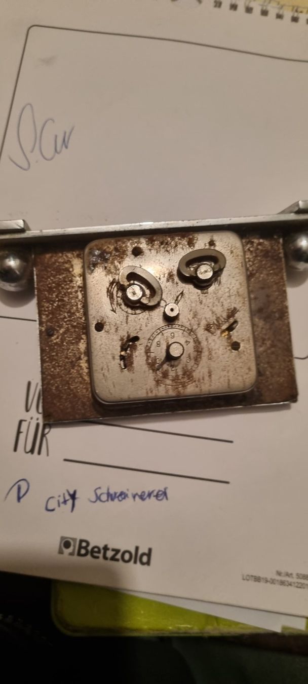 Wecker: Art déco Tischuhr Wecker Uhr Chrom – Defekt aus Basel von Jcva 3