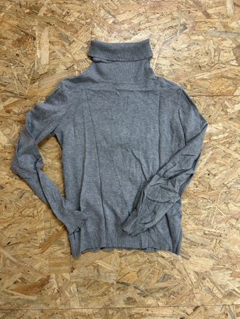 Grey Vero Moda turtleneck sweater 