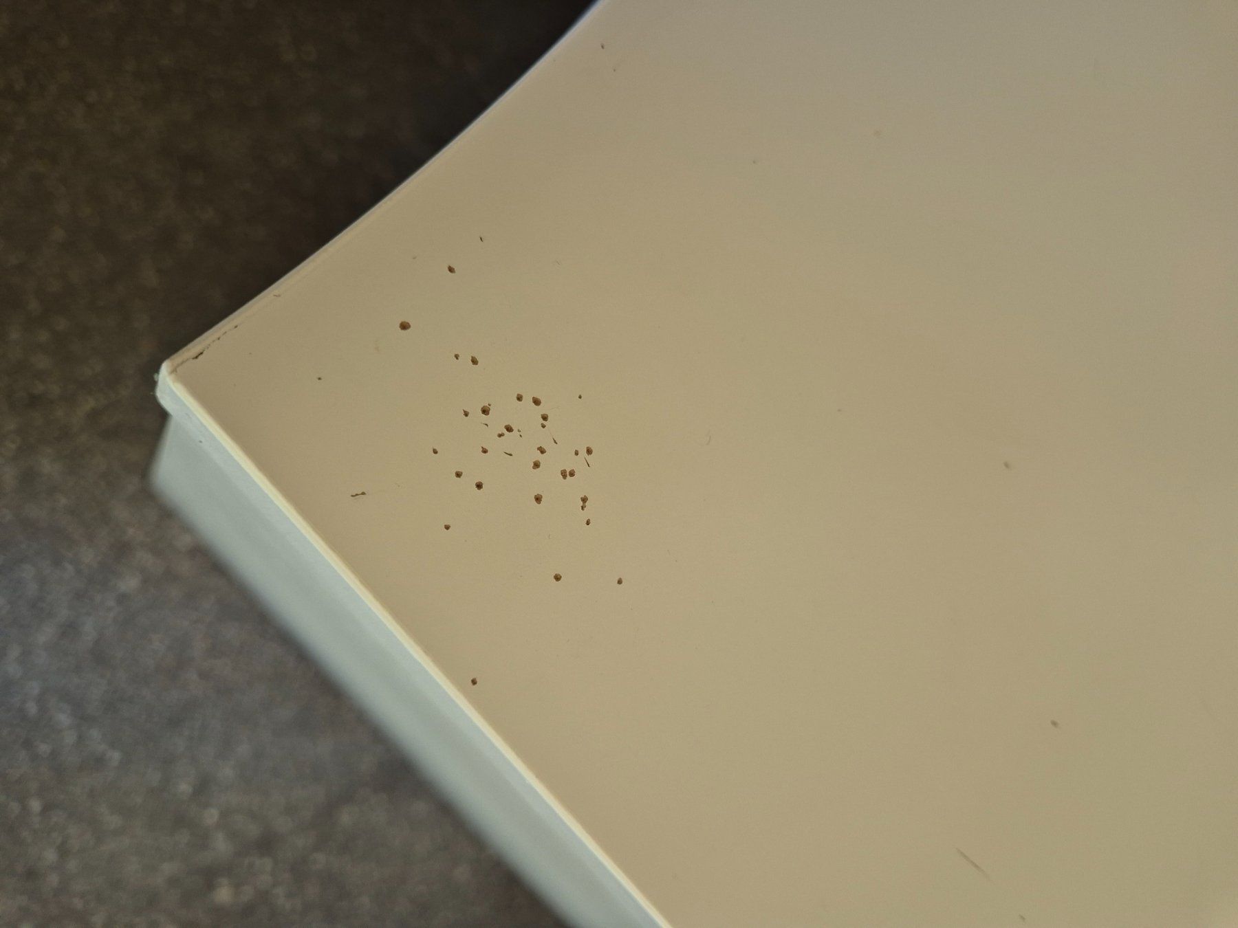 Ikea Scrivanie: Eckpult Ikea MICKE – Usato da Worb venduto da Excalire 1