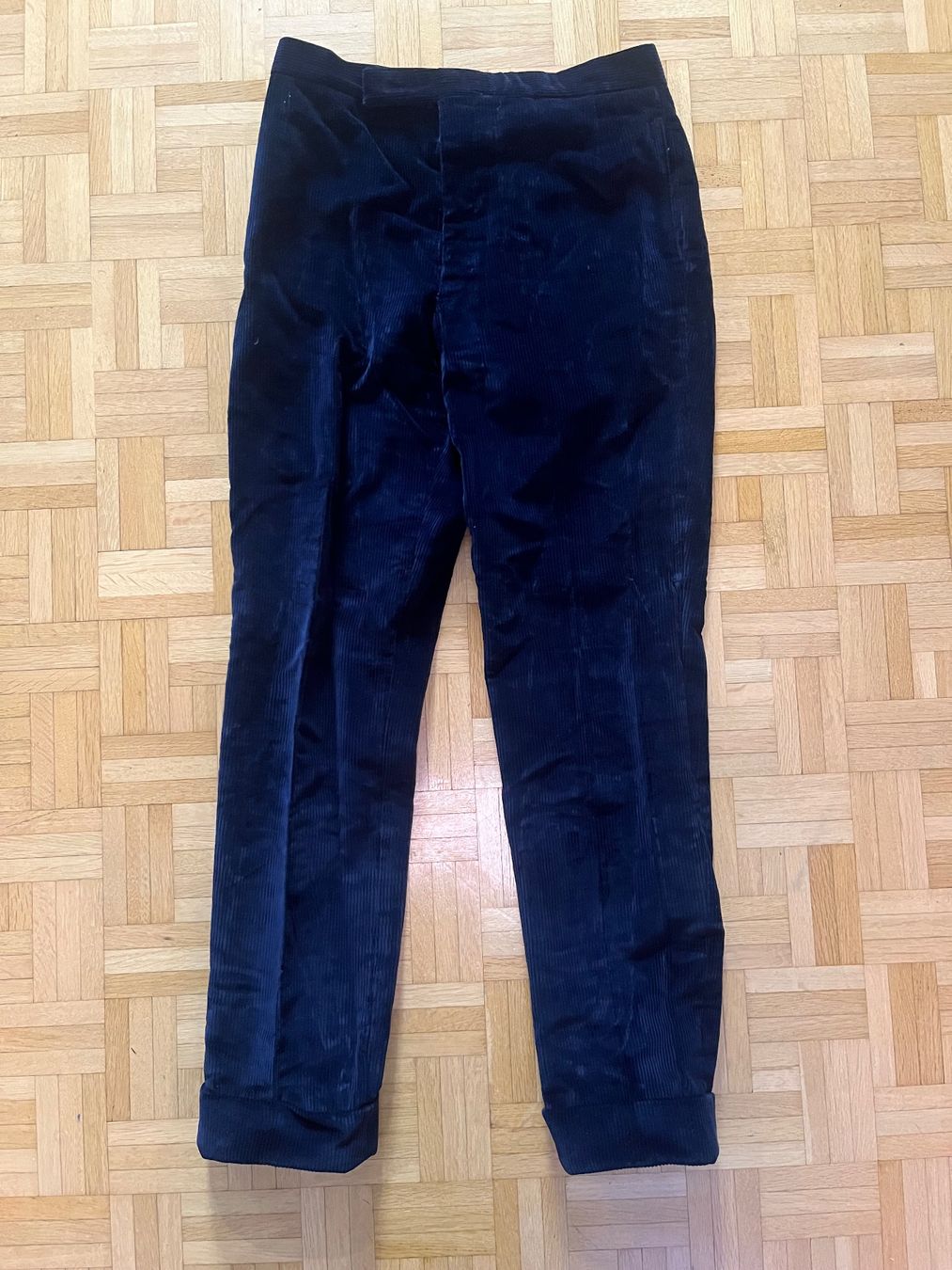 Pantaloni: Thom Browne Herren Hosen Gr. 2 – Usato da Frauenfeld venduto da Repsol_Vani