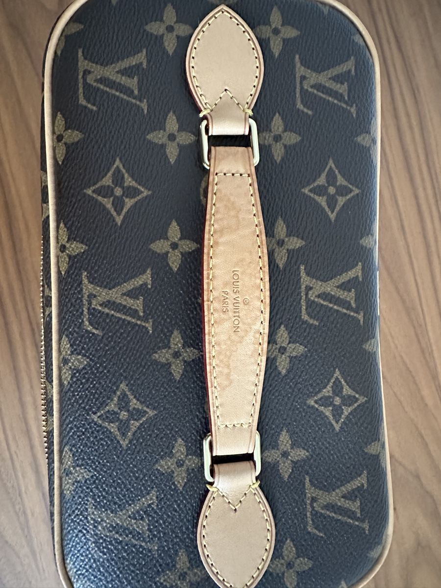 Louis Vuitton Custodie per cosmetici: Louis Vuitton Nice BB Kosmetiktasche – Usato da Abtwil SG venduto da csi9 4