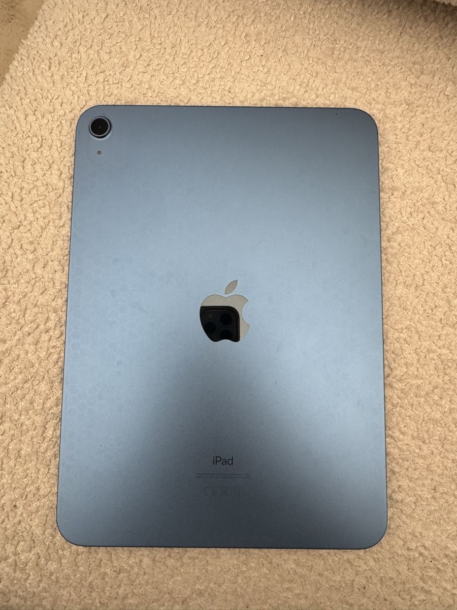 Apple Tablettes PC: iPad 10e génération 64Go - Bleu - Comme neuf ! – Neuf (Voir description) à Saxon par ColonelRS