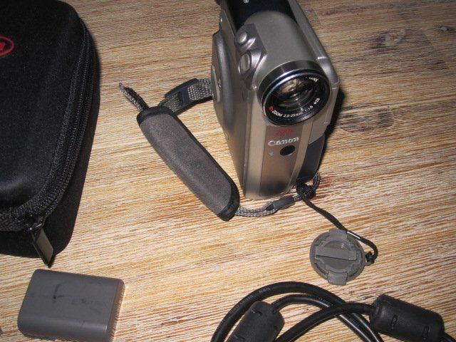 Canon Camcorder: Canon MV5i Camcorder – Gebraucht aus Ehrendingen von spanky11 7