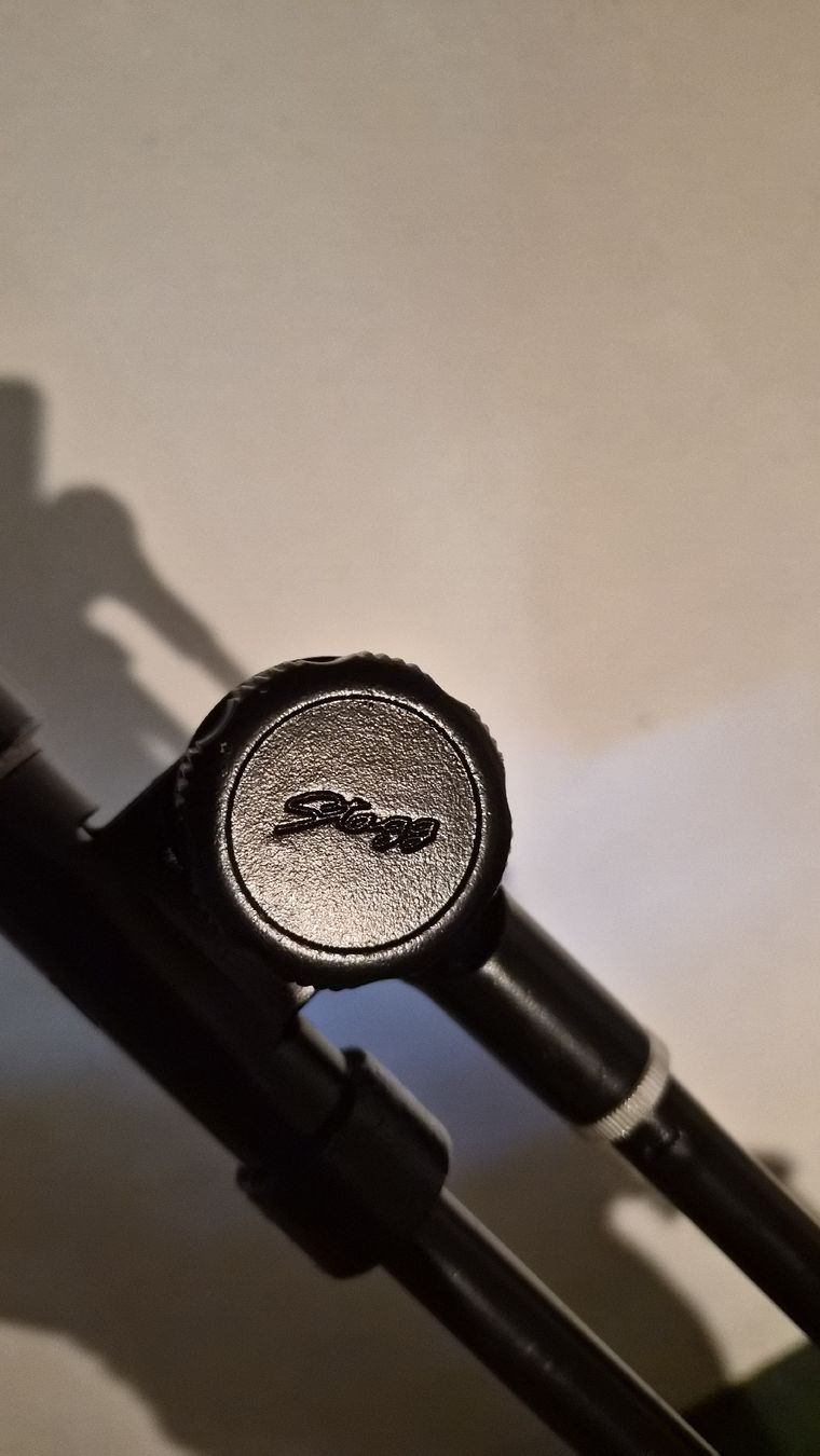 Supporti per strumenti musicali & leggii: Pied de micro Stagg – Usato da Genève venduto da CRDNX 1