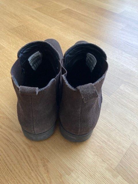 Herrenschuhe: (A) Herren Wildlederschuhe VIKO Grösse 42 – Neu (gemäss Beschreibung) aus Jonen von Sevenb 1