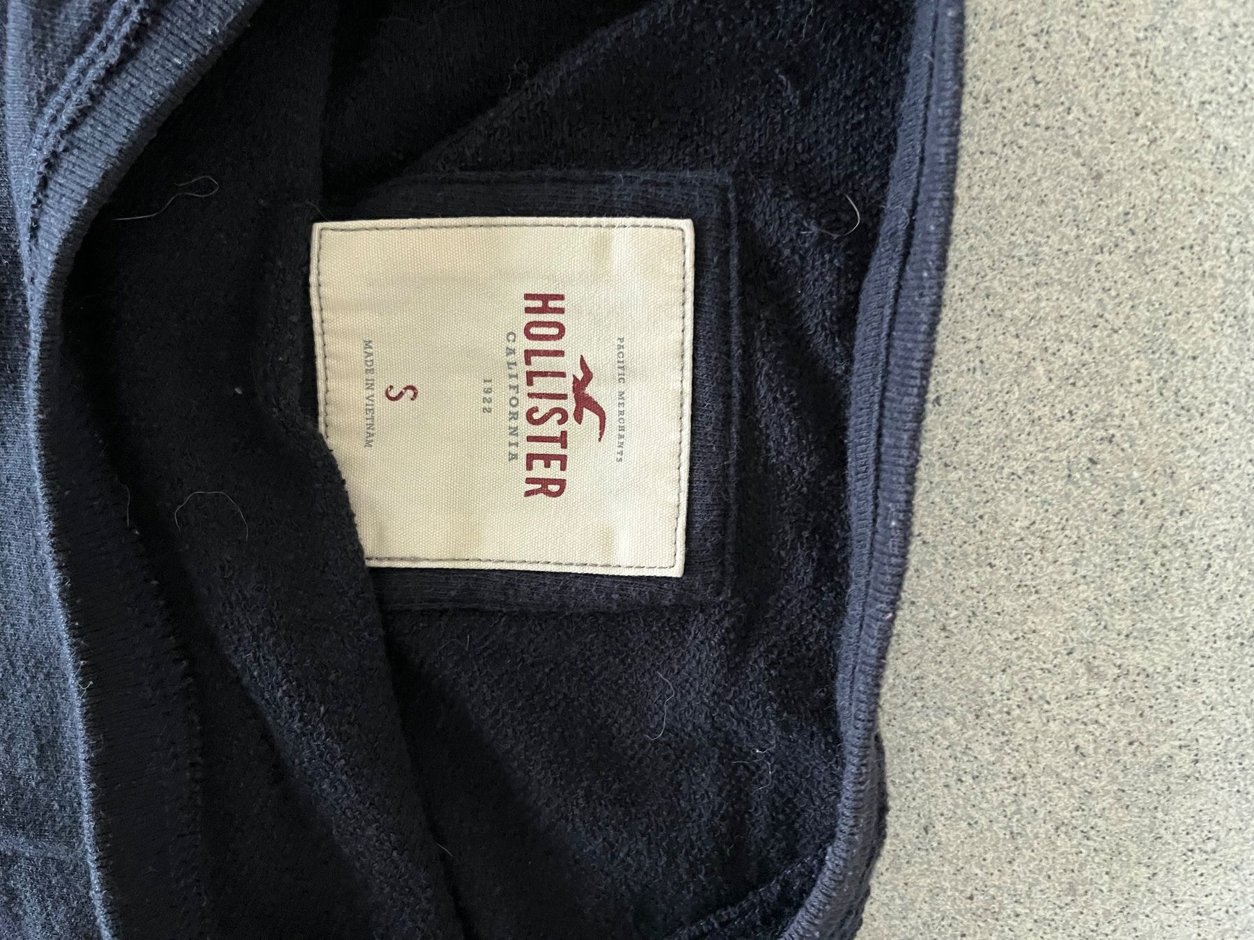 Pullover & Sweatshirts: Pulli – Gebraucht aus Jona von linda8301 1