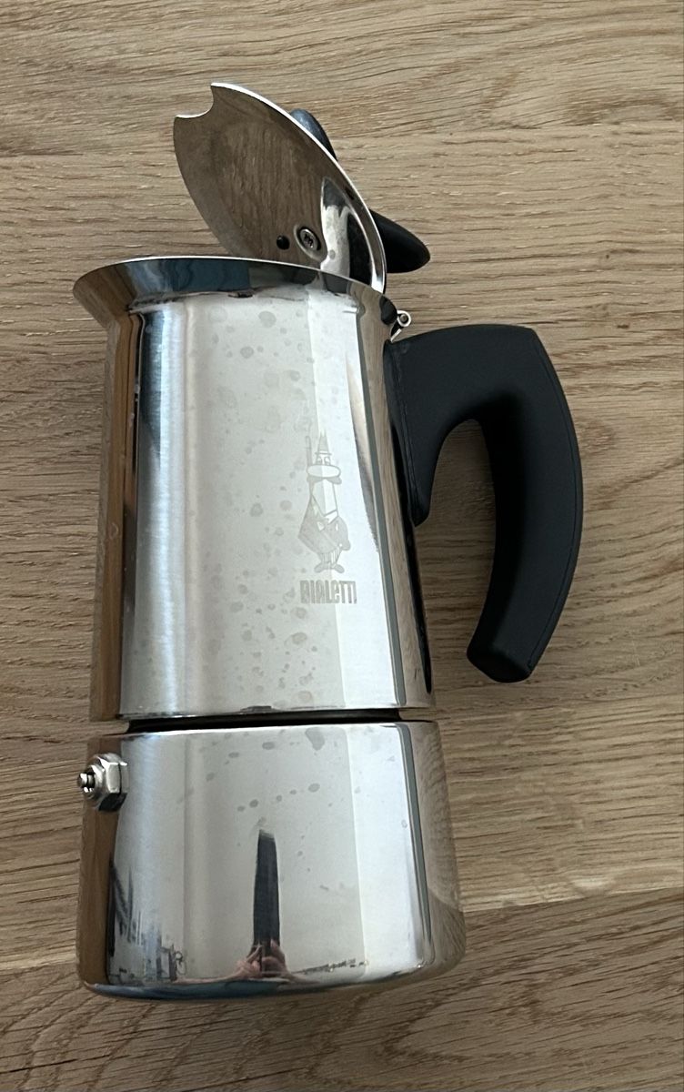 Bialetti Kaffeemaschinen & Espressomaschinen: Bialetti Musa 4 Tassen, Induktion – Gebraucht aus Herisau von trainee0102 3