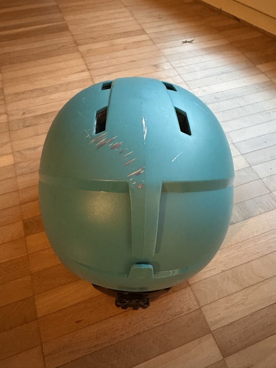 Decathlon Caschi: Skihelm Kinder – Usato da Zürich venduto da chemostat 2