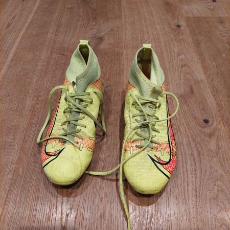 Fussballschuhe Nike Mercurial, Grösse 38