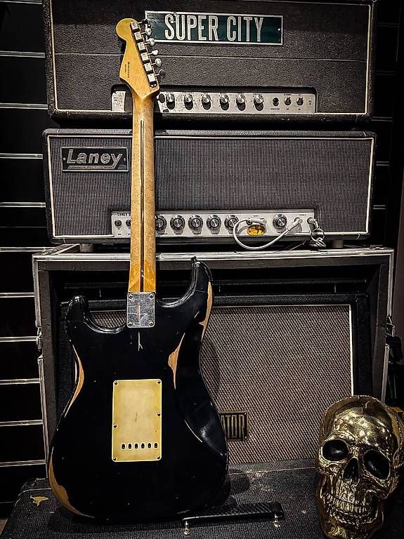 Fender Strumenti musicali: Fender Stratocaster 50's Roadworn 2010 – Usato da Montreux venduto da Alligator-AMPS 3