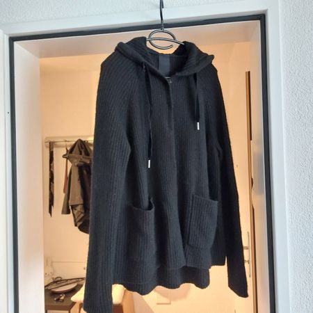 Rundholz Wolljacke mit Kapuze