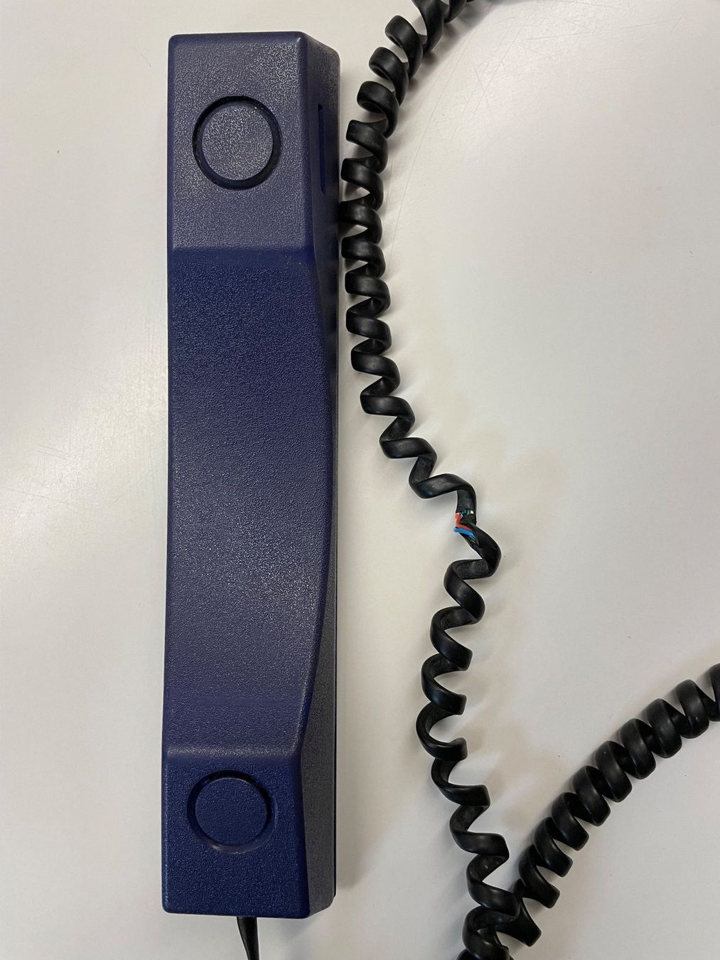Bang & Olufsen Telefone: Analoges Tischtelefon Bang&Olufsen BeoCom 2000 – Gebraucht aus Thun von mrjinx 5