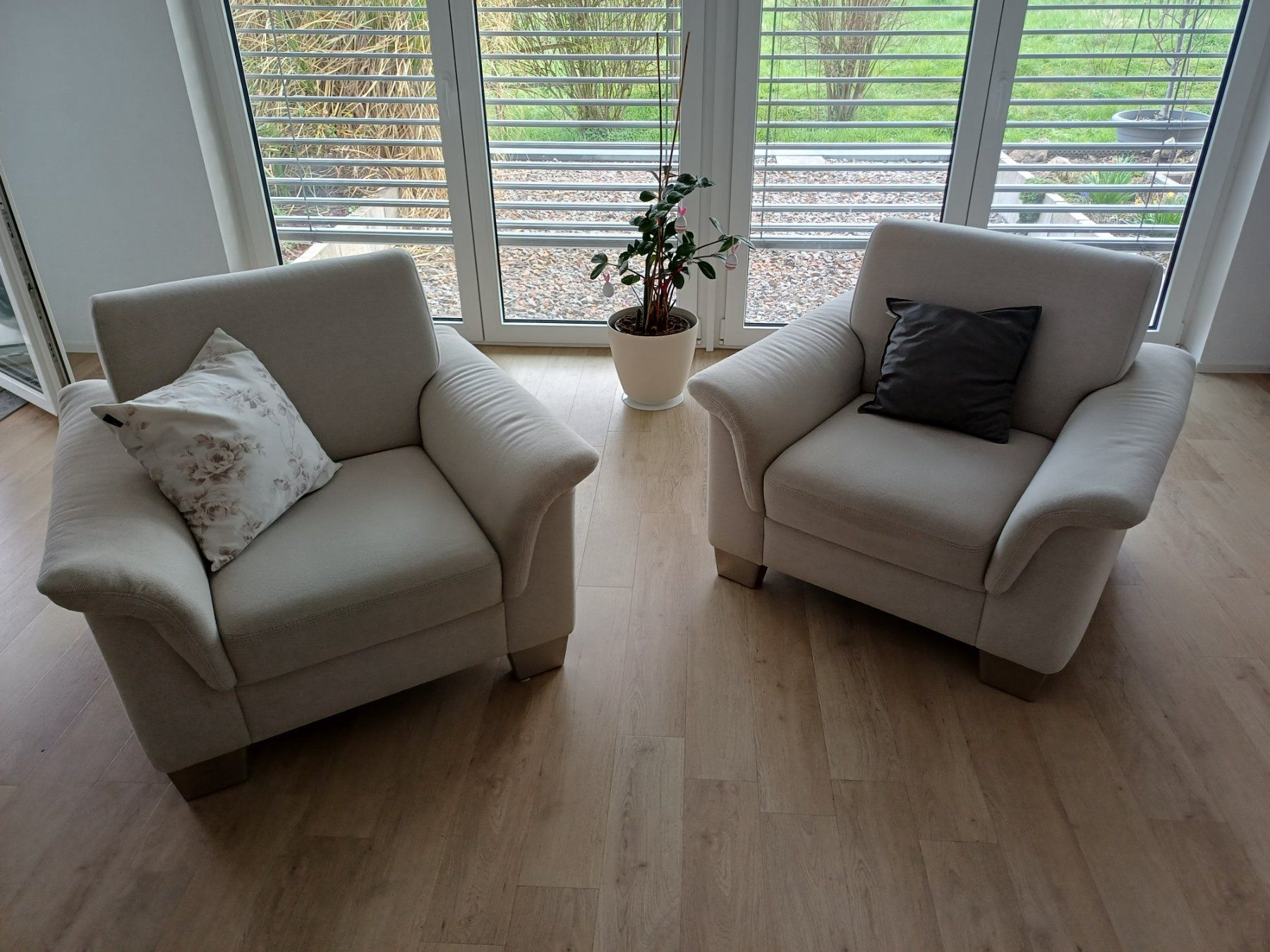 Divani: NEUwertig: Wohnlandschaft Couch + Sessel – Nuovo (secondo la descrizione) da Solothurn venduto da happema 2