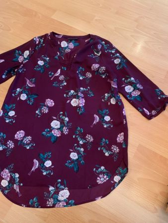 Joli chemisier à fleurs t. 38