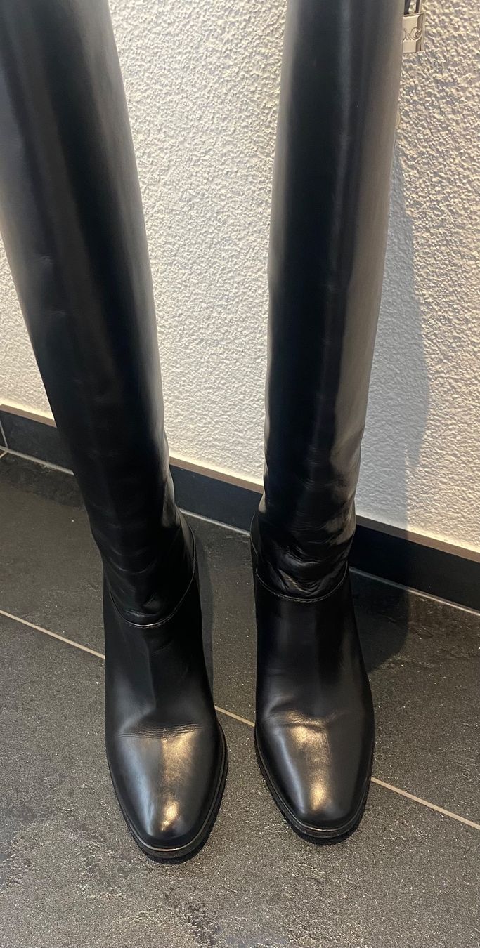 Dolce & Gabbana Damenschuhe: Dolce&Gabbana Stiefel – Gebraucht aus Dietikon von flu_5vzg 1