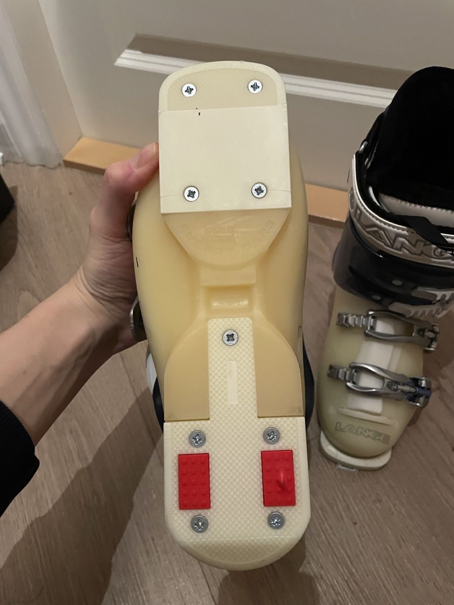 Skis: Lange exclusive 8 ski boots (22.5) – Neu und originalverpackt aus Basel von mar_fp5q 1