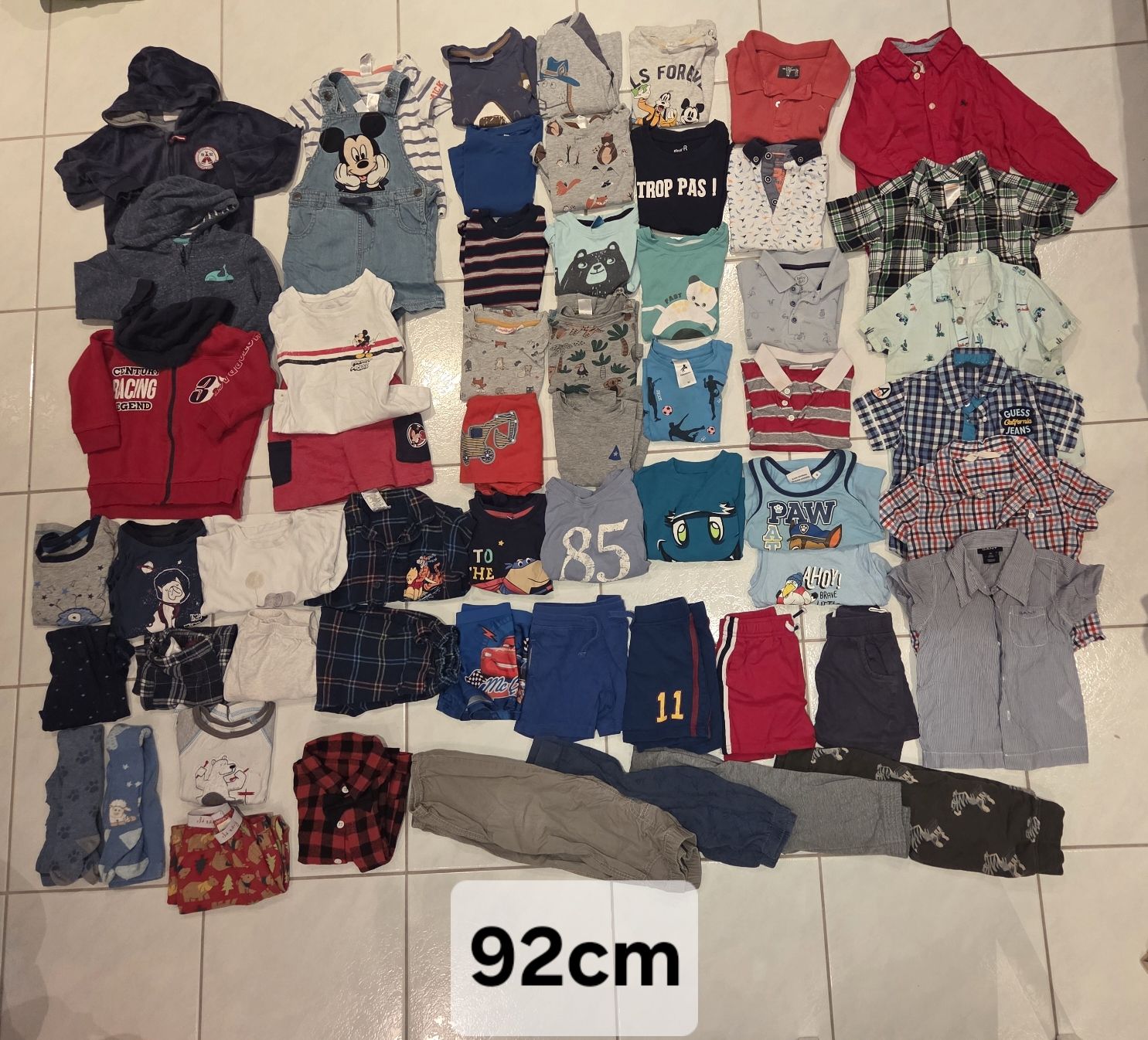 Lotti & Set di vestiti: jungs klieder packet Gr. 92cm – Usato da Dänikon ZH venduto da Sun-shine90