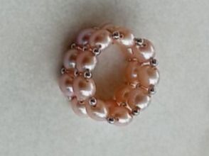 Anelli: Perlen Elast Fingerring mit Silber Grösse 56 – Nuovo e nell'imballaggio originale da Winistorf venduto da acreativ2