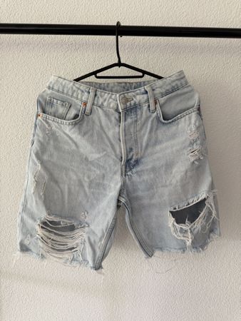 Light Wash Ripped 90's Boyfriend Jean Shorts High Waist 