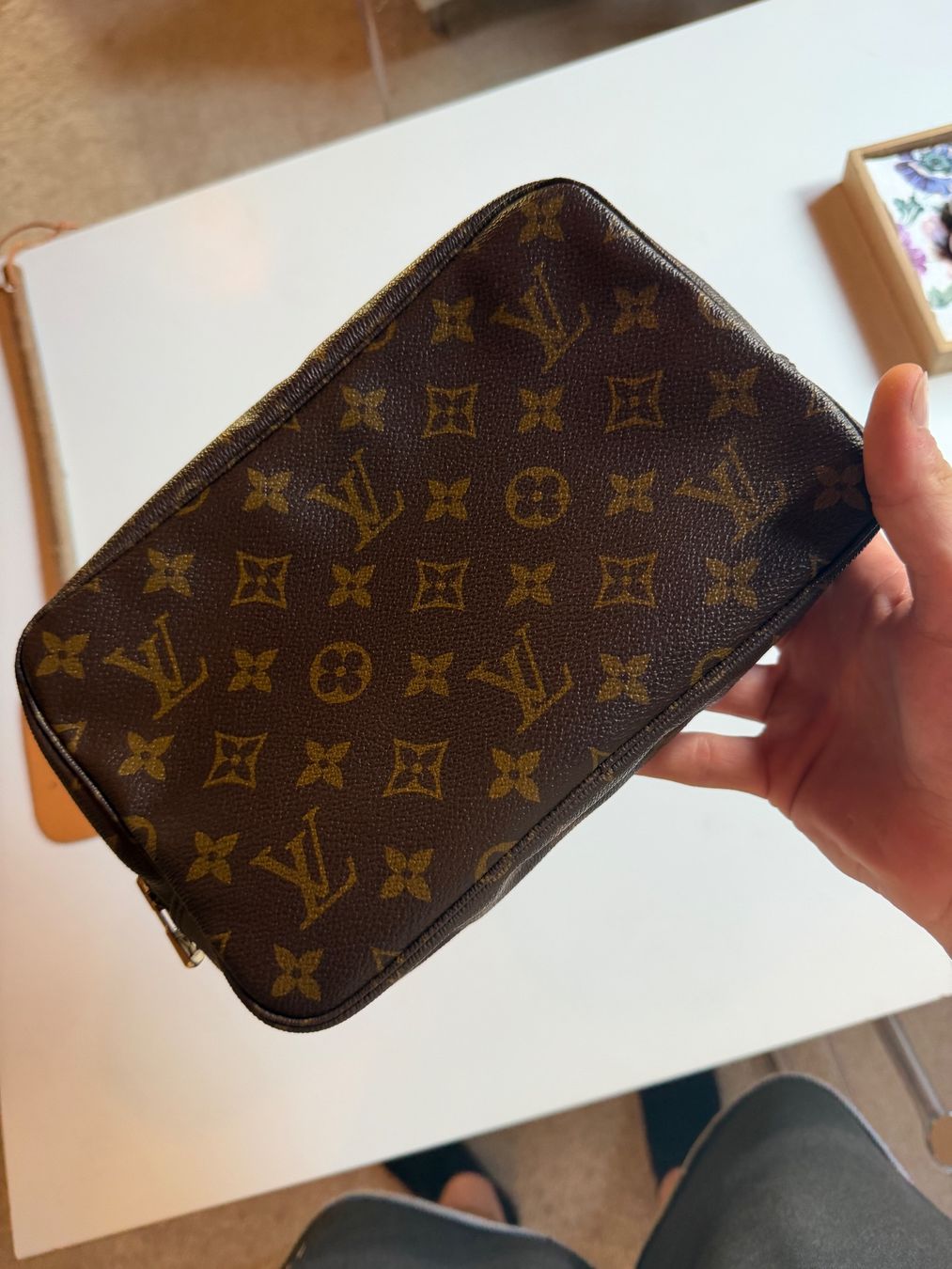 Louis Vuitton Kosmetikkoffer: Louis Vuitton Vintage Necessaire - Top Zustand – Gebraucht aus Zug von Marc_Motos 5