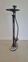 GIYO Velopumpe / Standpumpe mit Manometer