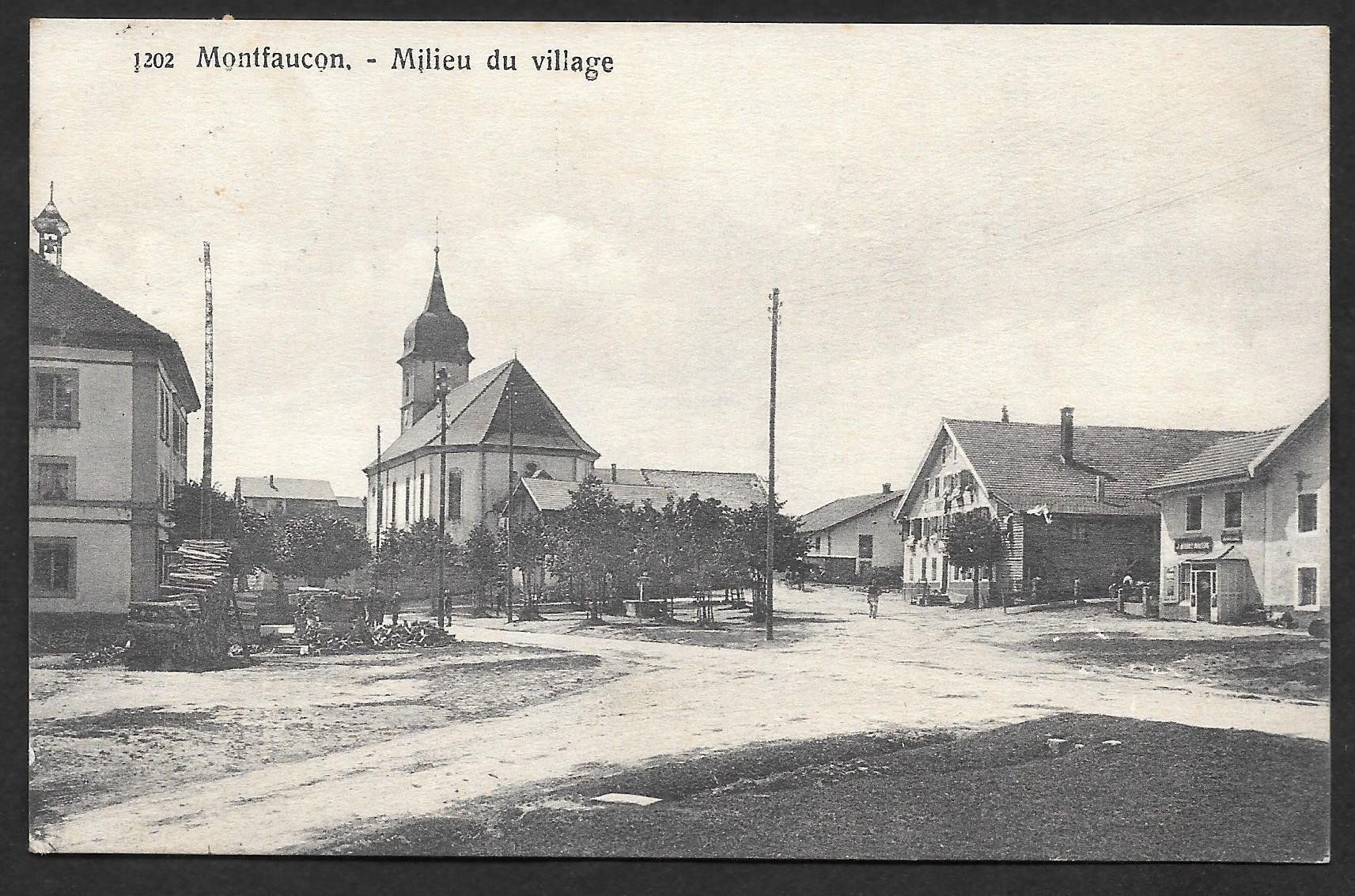 Cartoline postali: Montfaucon Milieu du village – Usato da Olten venduto da clotaldi