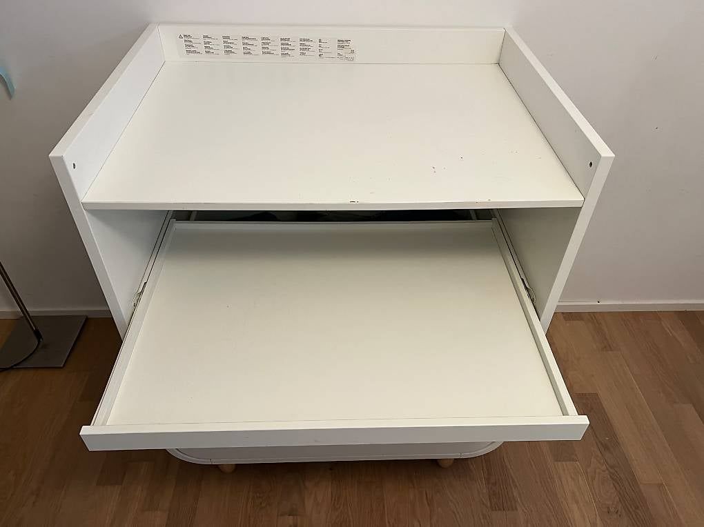 Wickeltisch & Zubehör: Wickeltisch  – Gebraucht aus Steinen von PavlaP 2