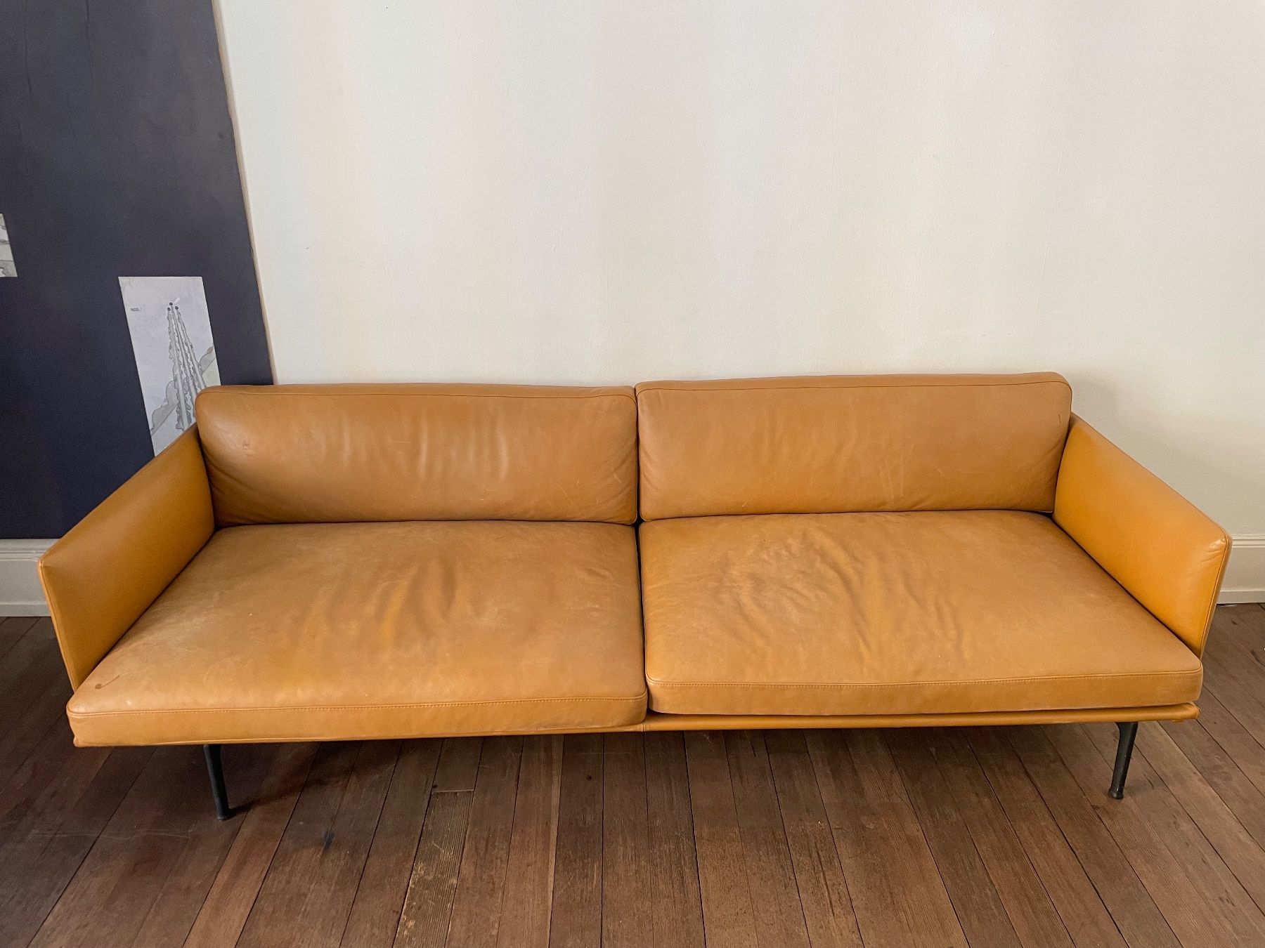Muuto Divani: Muuto Ledersofa Outline – Usato da Zürich venduto da megr 1