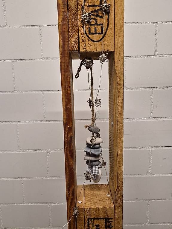 Lampes: Palettensäule mit Beleuchtung  – D'occasion à Unterlunkhofen par cke_jy6f 2
