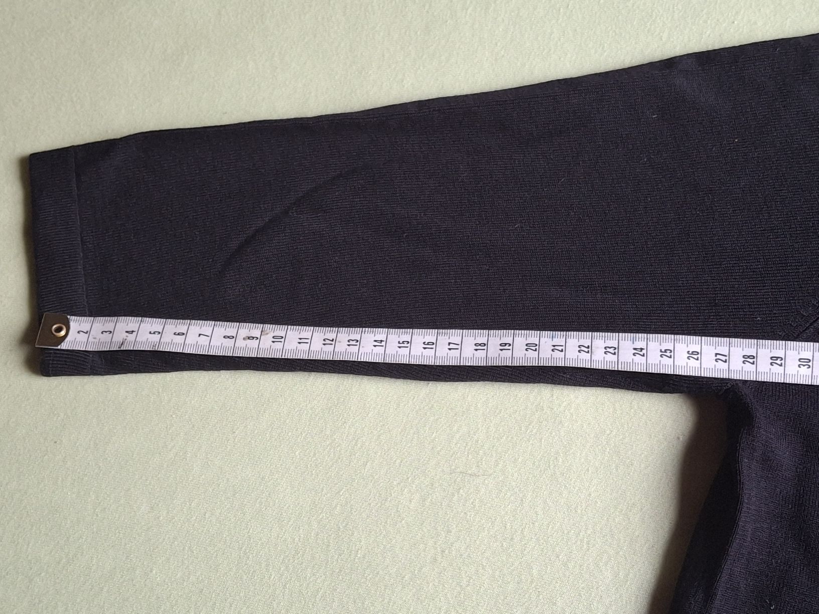 Maglioni & Felpe: Pull noir près du corps - petit col taille M marque Impuls – Usato da Villiers venduto da san_jn5w 7