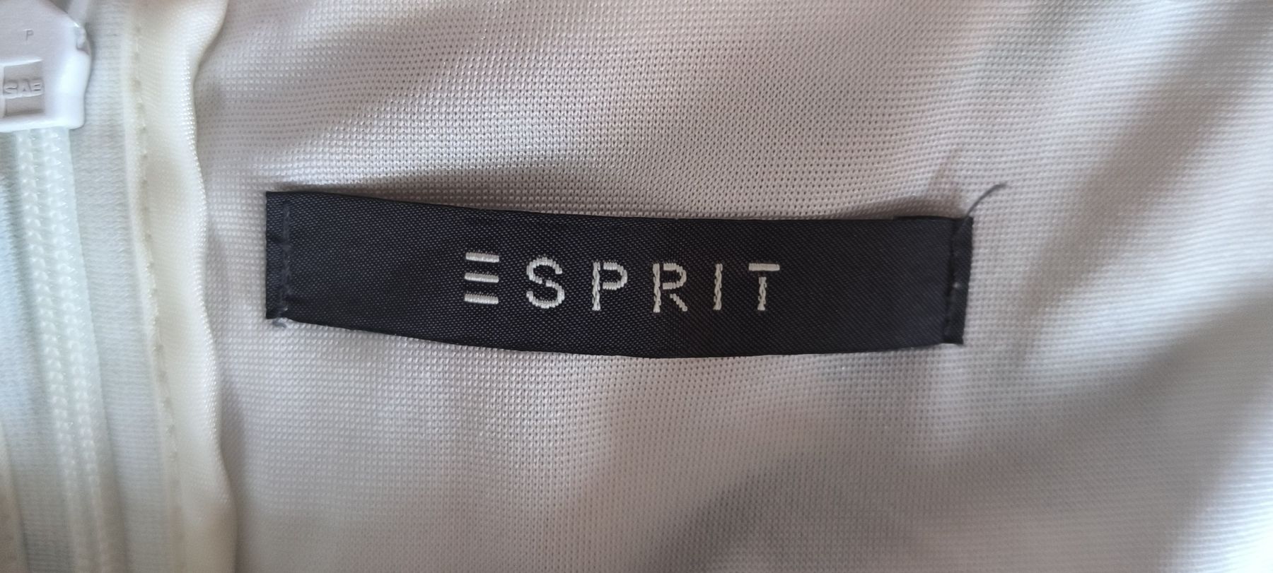 Esprit Vestiti: schönes Kleid von Esprit  – Nuovo (secondo la descrizione) da Fischbach LU venduto da BuBri 2