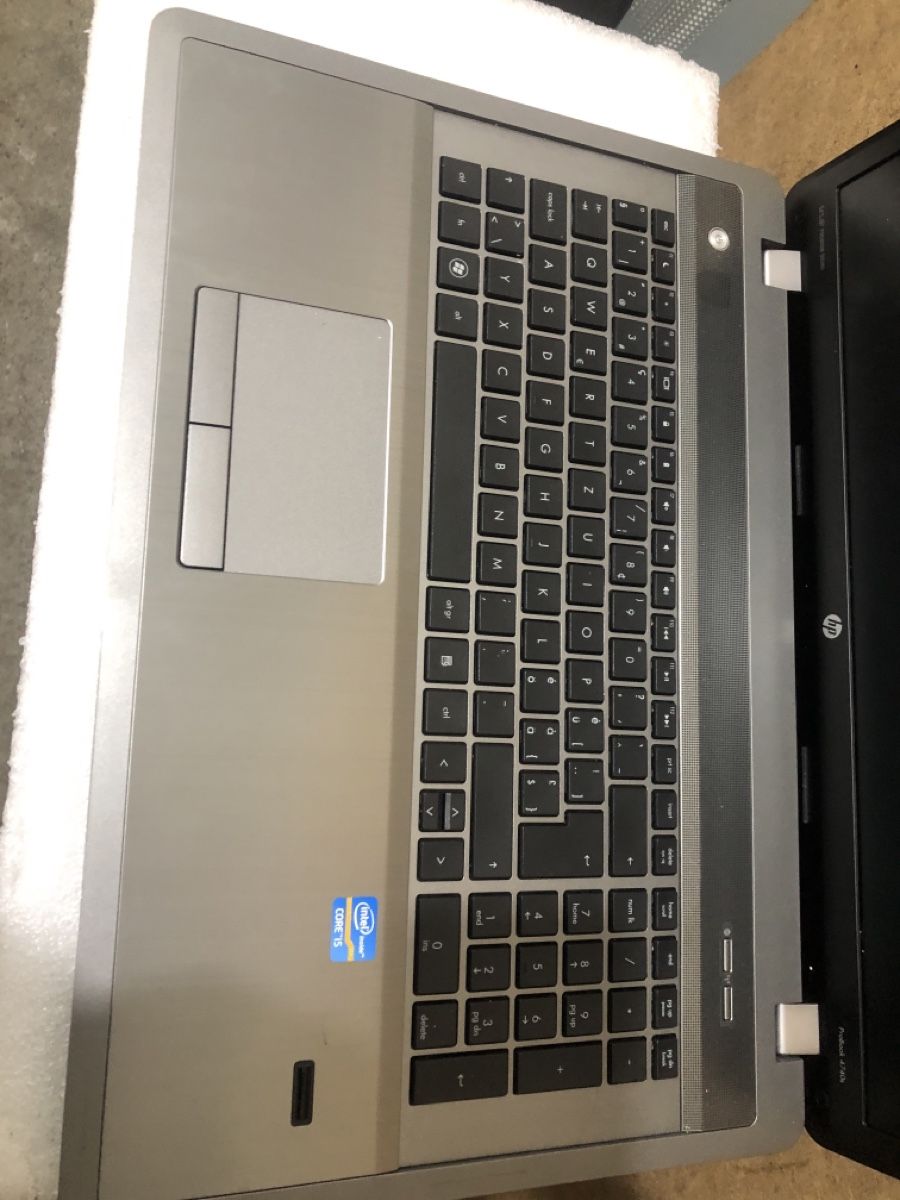 Hewlett Packard Portables: Hp probook 4740S – D'occasion à Biel-Bienne par alos07 1