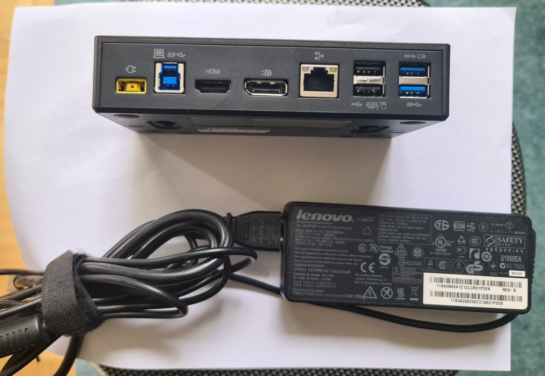 Lenovo Docking station: Lenovo Thinkpad USB 3.0 Ultra Dock – Usato da zürich venduto da R-N-J 2