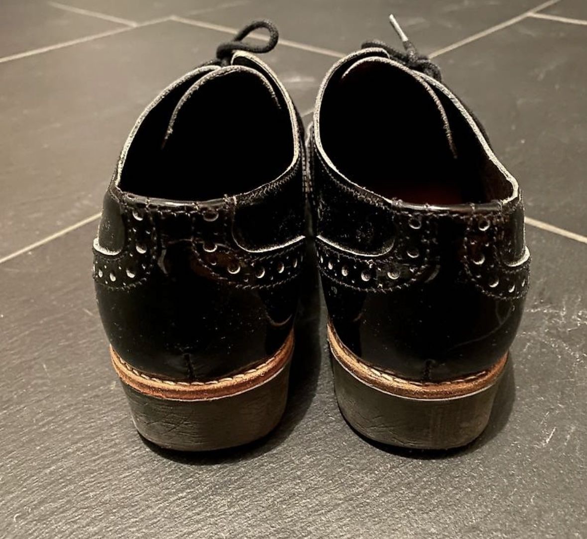 Chaussures femmes: Lackschuhe, schwarz – D'occasion à Embrach par ale_v5qn 2