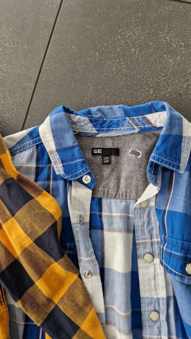 Camicie, T-shirt & Polo: 2 Hemden Gr. 134/140 – Usato da Bätterkinden venduto da Reniderella 1