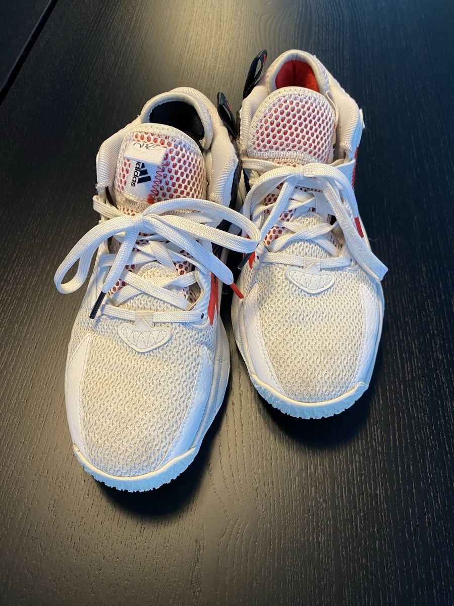 Adidas Chaussures garçon: Adidas DAME 8 Damian Lillard – D'occasion à Belp par Miskan