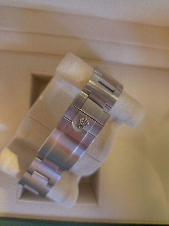 Rolex Orologi: Neu Ungetragen 126900 Air King Rolex 04/2025 – Nuovo e nell'imballaggio originale da Gundetswil venduto da Kirekt 1