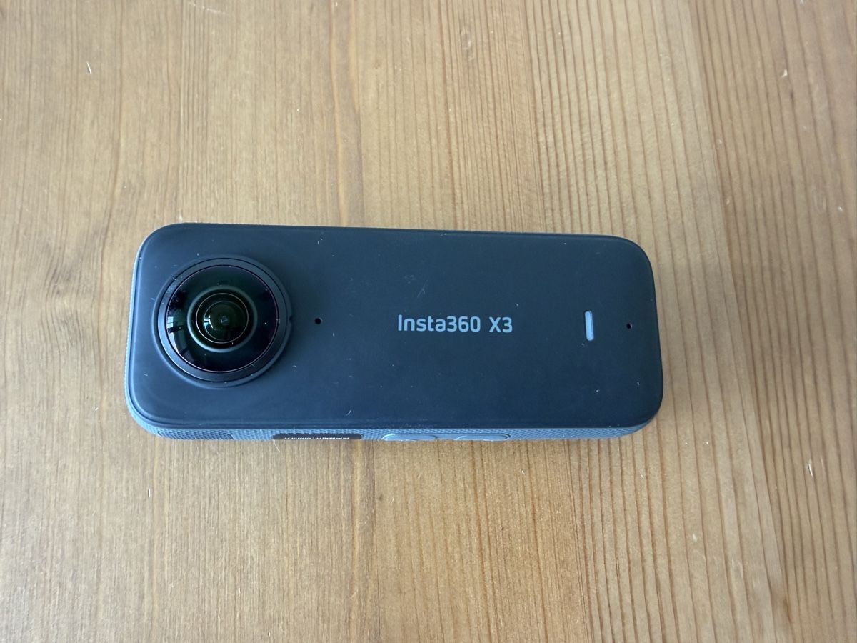 Insta360 Action Cam: Insta360 X3 Invisible Dive Bundle - gebraucht – Usato da St. Gallen venduto da yan_yg5n 1