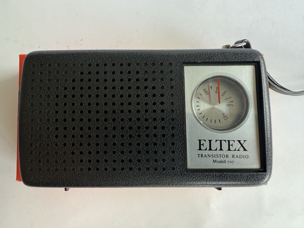 Radio: ELTEX Transistor Radio Modell 707, schwarz – Usato da Zürich venduto da Geniuss
