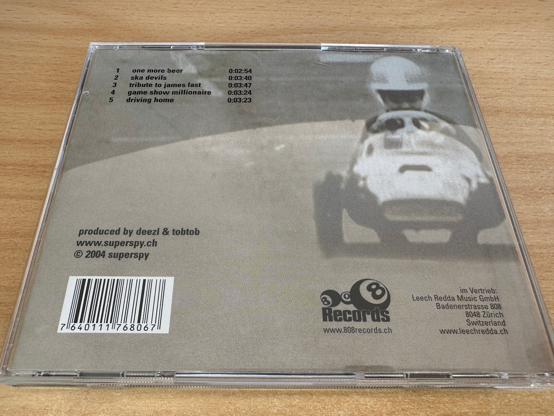 CD: M1 Superspy – Slick – Usato da Rikon im Tösstal venduto da Alpenmutz 1