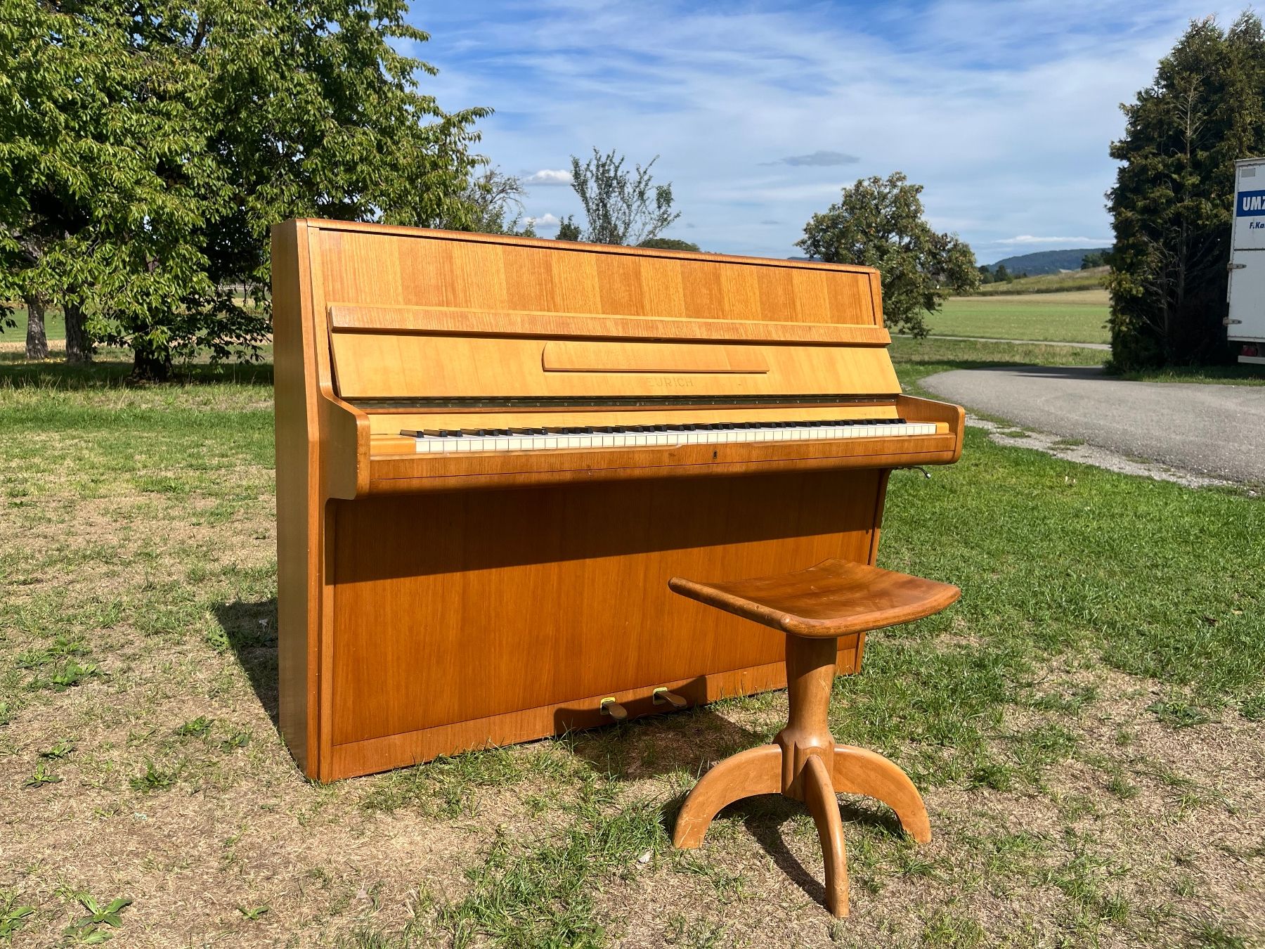 Feurich Musikinstrumente: Klavier Feurich Kreuzsaitig – Gebraucht aus Allmendingen b. BE von juair