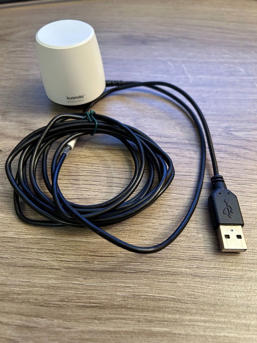 Lampade: kuando Busylight Omega - Status Leuchte LED – Usato da Flawil venduto da Zb04 1