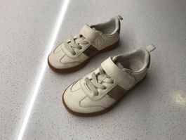 Kinderschuh Sneaker H&M Gr. 25 weiss braun