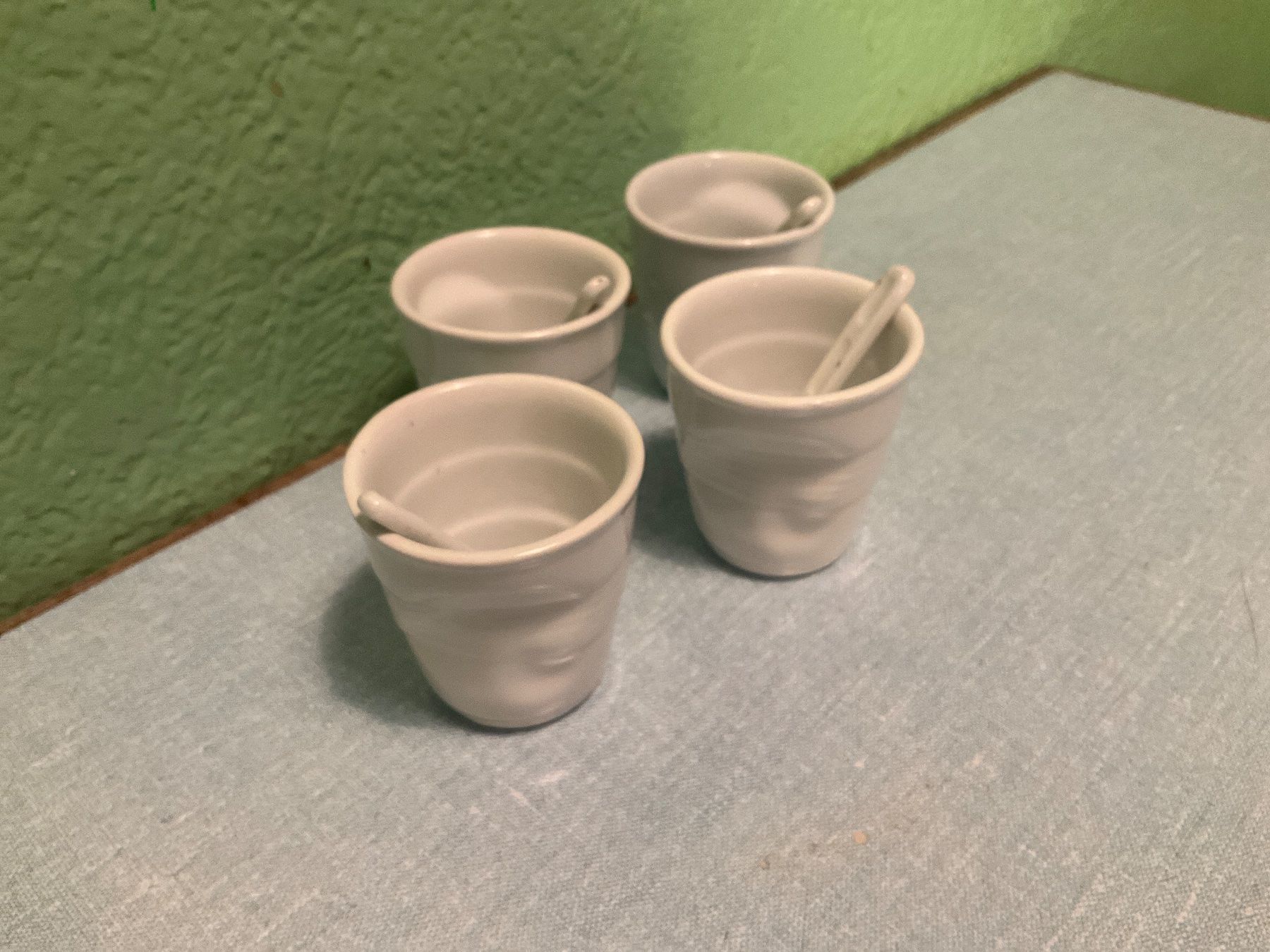 Geschirrsets: Set Espresso Tasse mit Löffel, Keramik, 4 Stk – Gebraucht aus Zürich von MonkeyTunes 2