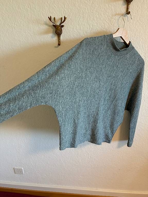 Pullover & Sweatshirts: Graugrüner Fledermaus-Pullover von OPUS, Gr. 40 – Gebraucht aus Bern von Renate_S 2