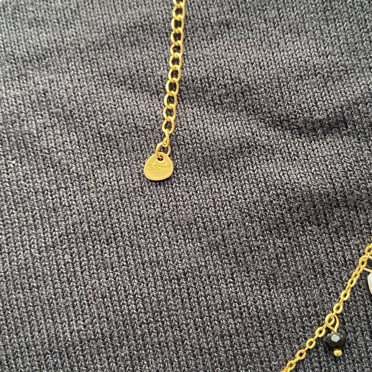 Ketten: 18KGP Charms Halskette mit Glasperlen – Neu (gemäss Beschreibung) aus Givisiez von dor_xb9k 1