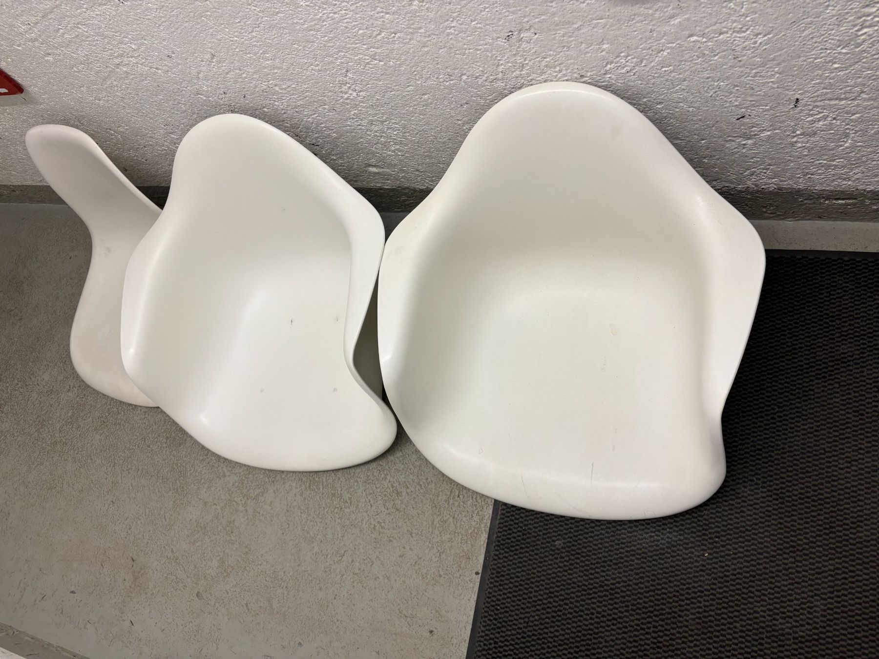 Eames Sedie: Eames sitzschalen – Usato da Dübendorf venduto da raf_l2r2