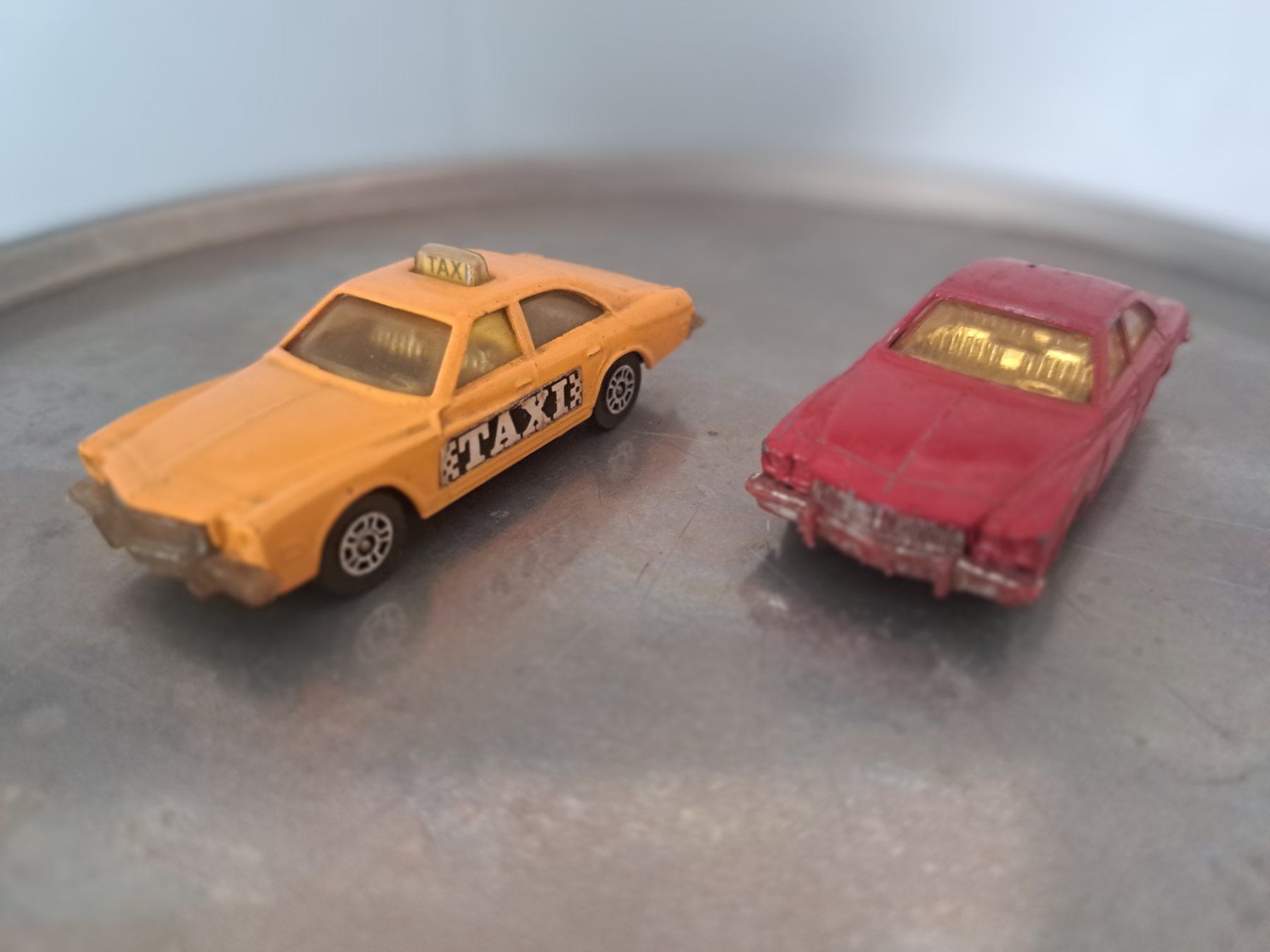 Corgi Toys Voitures modèles: 2x Buick Regal Corgi – D'occasion à Emmenbrücke par bikesandmore75 2